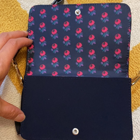 Vera Bradley - Picture 6 of 10